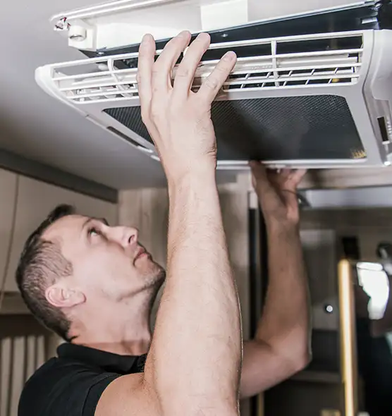  Professional Licensed And Insured Cleaners in Altadena, CA